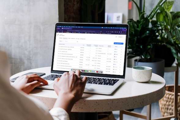 Dashboard Convert Laptop Alt
